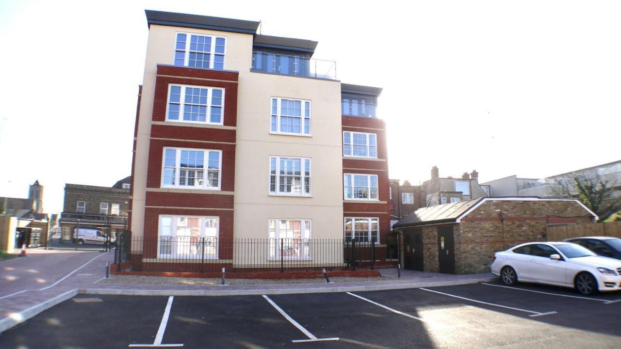 Appartement The Penthouse Margate, Balconies, Sea View, Gated Parking, Air Con! Extérieur photo